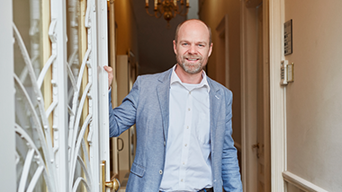 Een groot netwerk van onafhankelijke adviseurs staat voor je klaar voor een persoonlijk en deskundig advies.